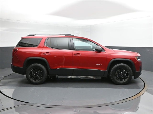 2022 GMC Acadia AT4