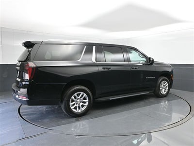 2025 Chevrolet Suburban LT