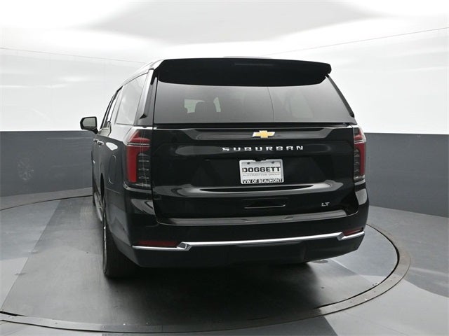 2025 Chevrolet Suburban LT
