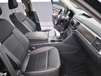 2023 Volkswagen Atlas 2.0T SE