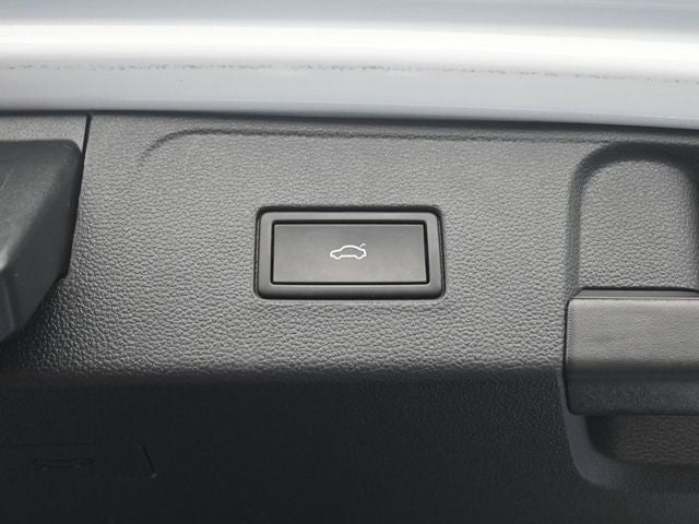 2023 Volkswagen Atlas 3.6L V6 SEL Premium R-Line