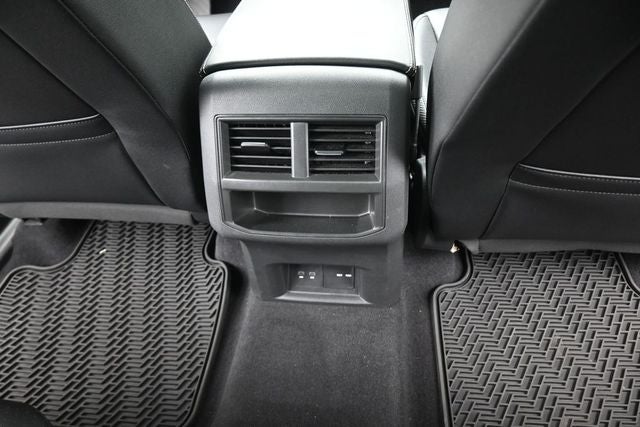 2021 Volkswagen Atlas Cross Sport 2.0T SE w/Technology