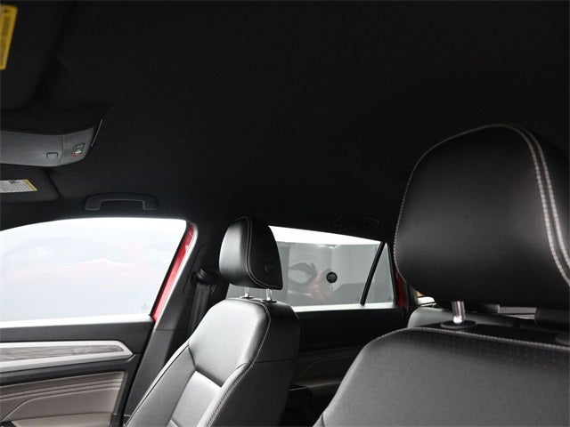 2021 Volkswagen Atlas Cross Sport 2.0T SE w/Technology