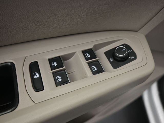 2019 Volkswagen Atlas 2.0T SE w/Technology w/Technology