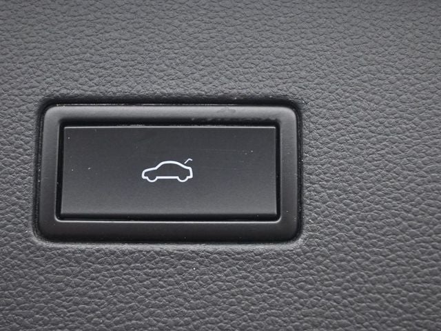 2019 Volkswagen Atlas 2.0T SE w/Technology w/Technology