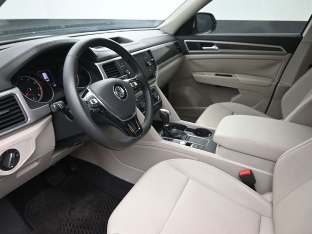 2019 Volkswagen Atlas 2.0T SE w/Technology w/Technology