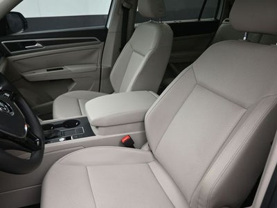 2019 Volkswagen Atlas 2.0T SE w/Technology w/Technology