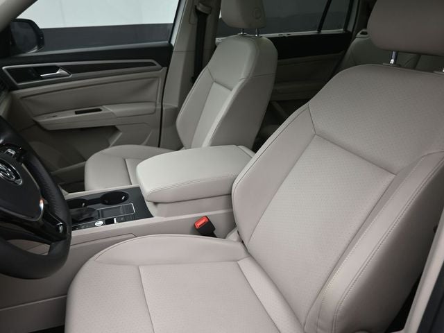 2019 Volkswagen Atlas 2.0T SE w/Technology w/Technology