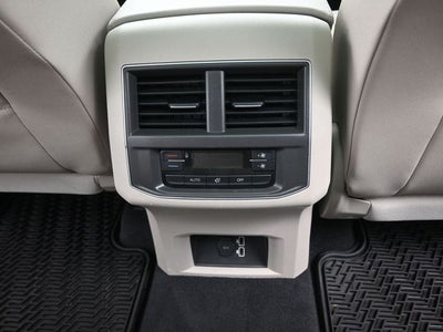 2019 Volkswagen Atlas 2.0T SE w/Technology w/Technology