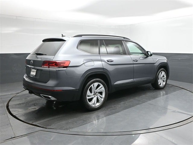 2022 Volkswagen Atlas 3.6L V6 SE w/Technology
