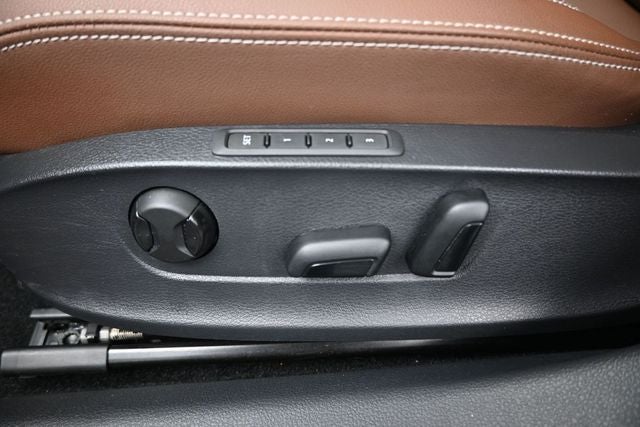 2022 Volkswagen Passat 2.0T Limited Edition
