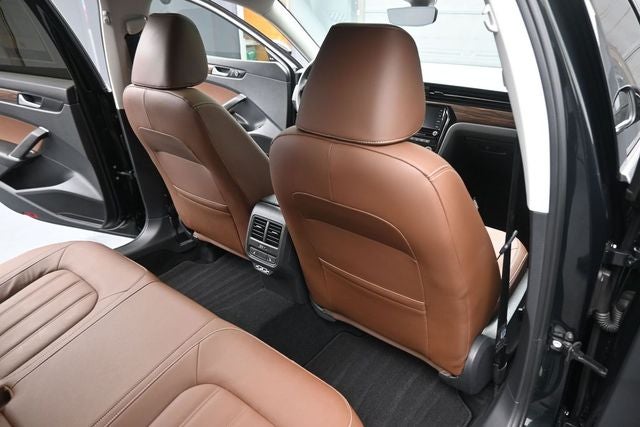 2022 Volkswagen Passat 2.0T Limited Edition