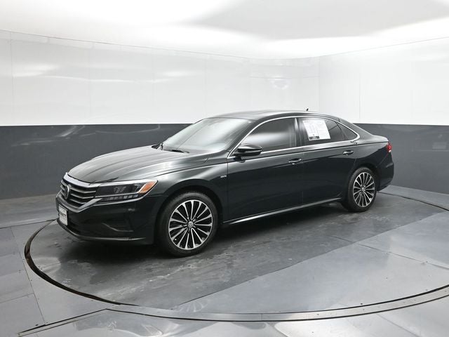 2022 Volkswagen Passat 2.0T Limited Edition