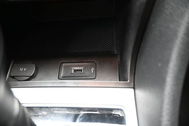 2022 Volkswagen Passat 2.0T Limited Edition