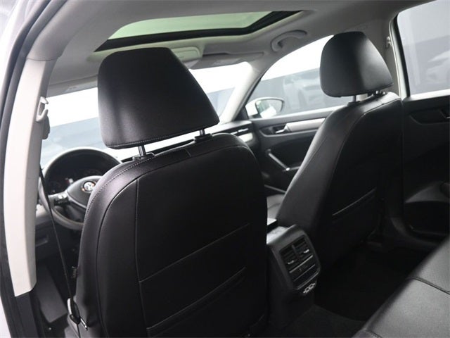 2022 Volkswagen Passat 2.0T SE