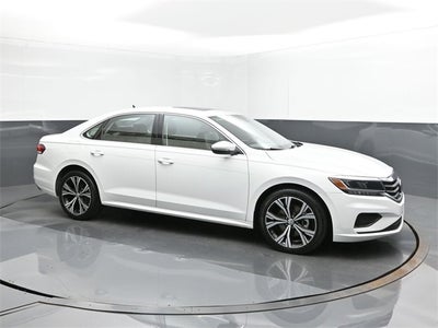 2022 Volkswagen Passat 2.0T SE