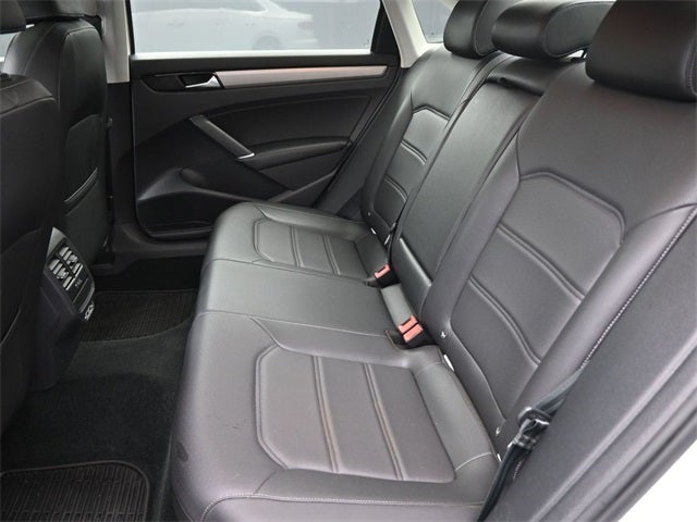 2020 Volkswagen Passat 2.0T SE