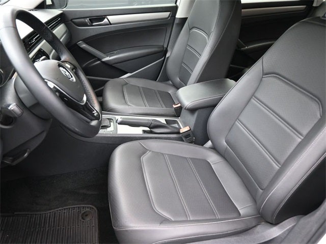 2020 Volkswagen Passat 2.0T SE
