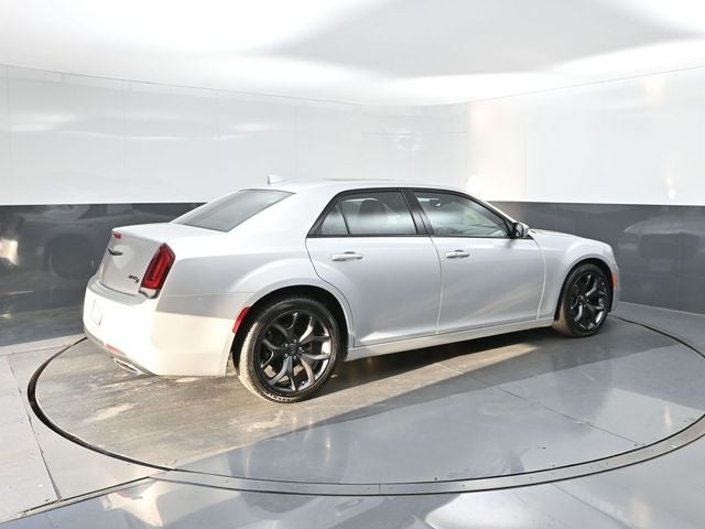 2023 Chrysler 300 S