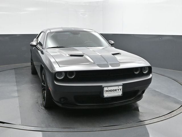 2017 Dodge Challenger SXT