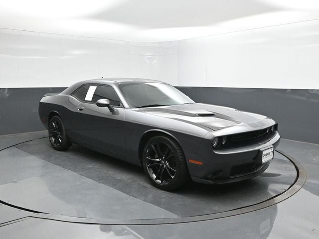 2017 Dodge Challenger SXT