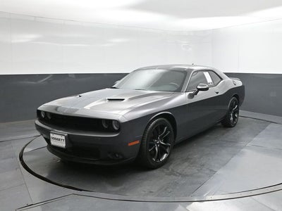 2017 Dodge Challenger SXT