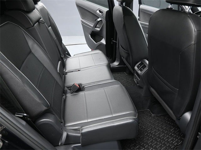 2021 Volkswagen Tiguan 2.0T SE R-Line Black