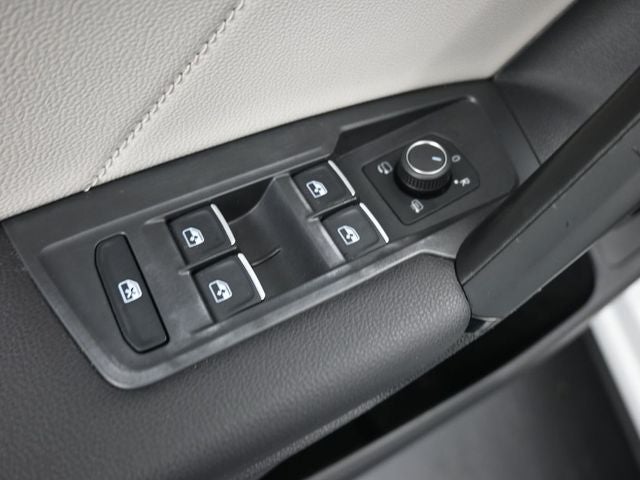 2019 Volkswagen Tiguan 2.0T SEL Premium R-Line 4Motion