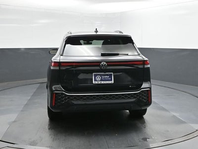 2025 Volkswagen Tiguan 2.0T SE R-Line Black