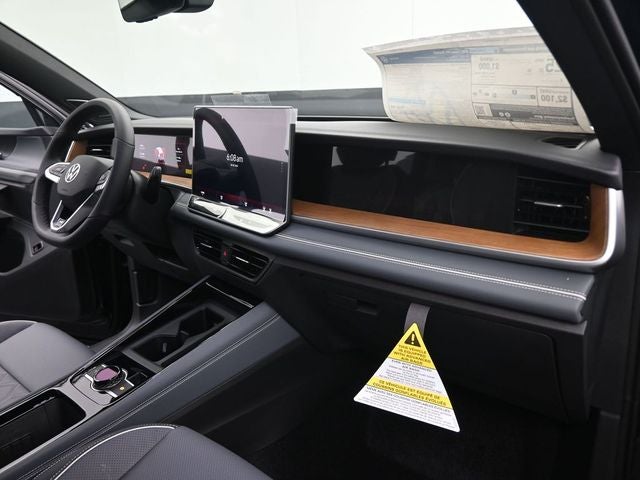 2025 Volkswagen Tiguan 2.0T SEL R-Line