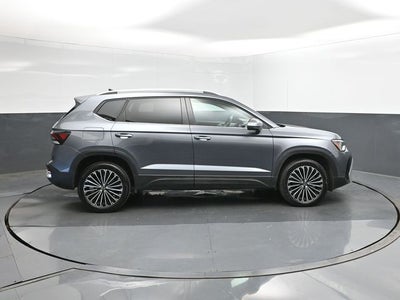 2025 Volkswagen Taos 1.5T SE SE