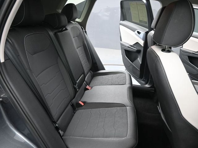 2025 Volkswagen Taos 1.5T SE SE