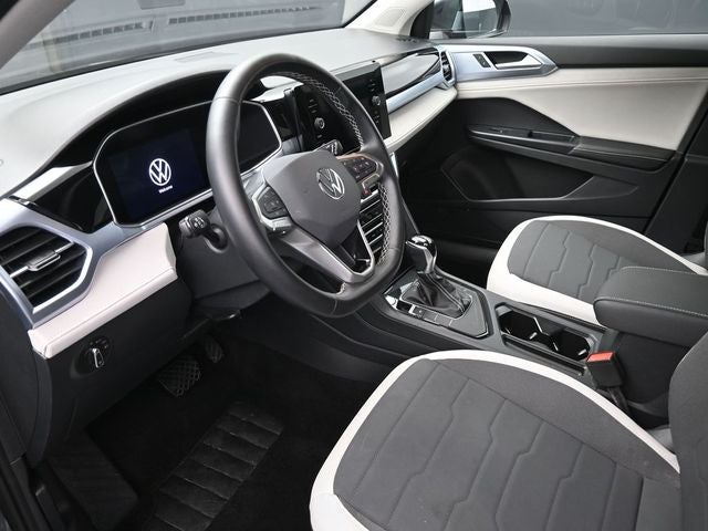 2025 Volkswagen Taos 1.5T SE SE