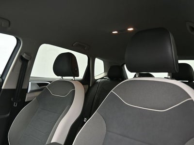 2025 Volkswagen Taos 1.5T SE SE