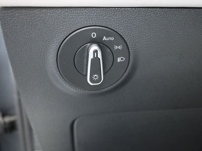 2025 Volkswagen Taos 1.5T SE SE