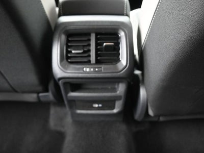 2025 Volkswagen Taos 1.5T SE SE