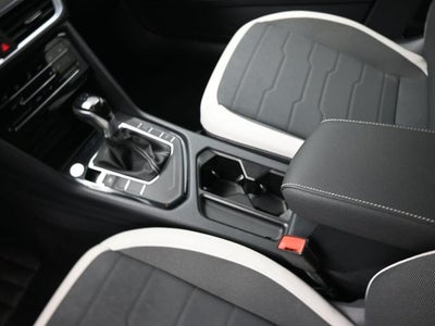 2025 Volkswagen Taos 1.5T SE SE