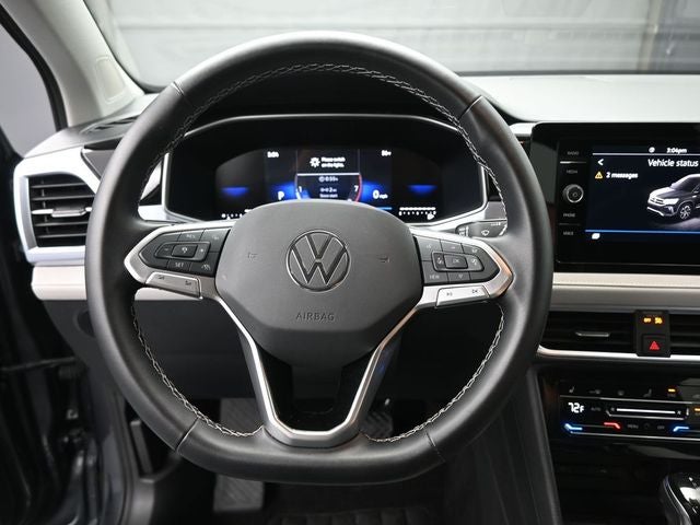 2025 Volkswagen Taos 1.5T SE SE