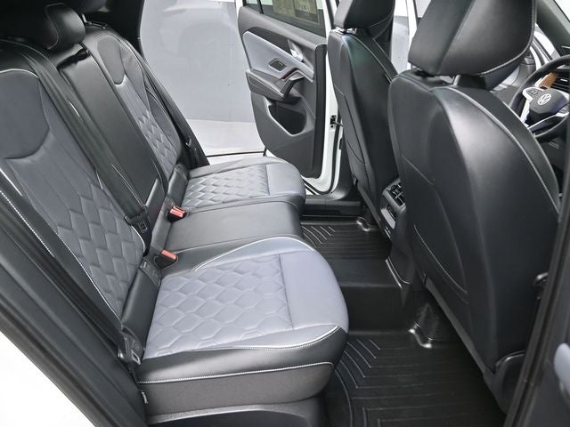 2026 Volkswagen Tiguan 2.0T SEL R-Line Turbo