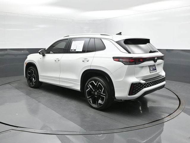 2026 Volkswagen Tiguan 2.0T SEL R-Line Turbo