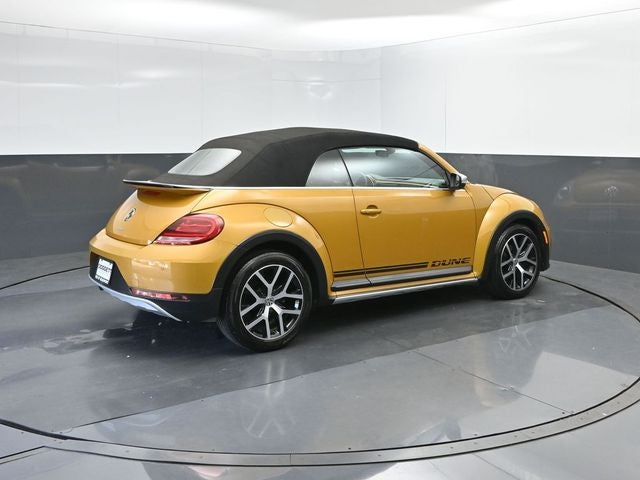 2017 Volkswagen Beetle 1.8T Dune
