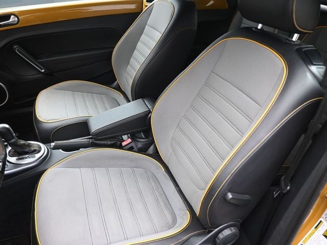 2017 Volkswagen Beetle 1.8T Dune