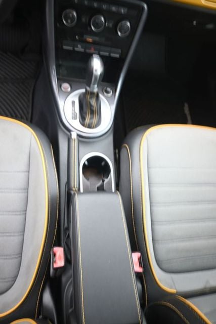 2017 Volkswagen Beetle 1.8T Dune