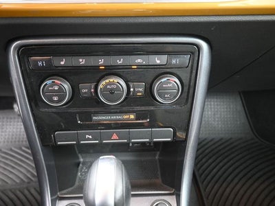 2017 Volkswagen Beetle 1.8T Dune