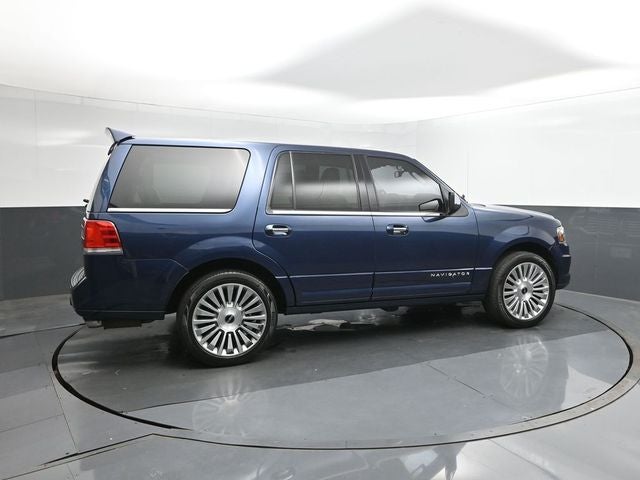 2015 Lincoln Navigator Base