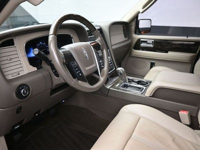 2015 Lincoln Navigator Base