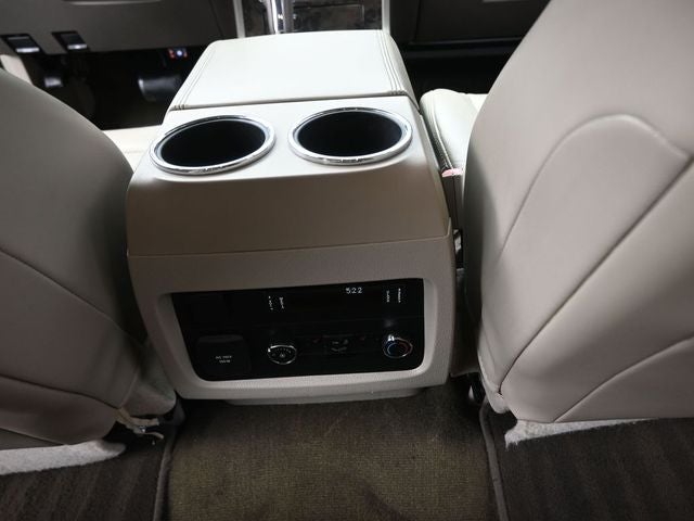 2015 Lincoln Navigator Base