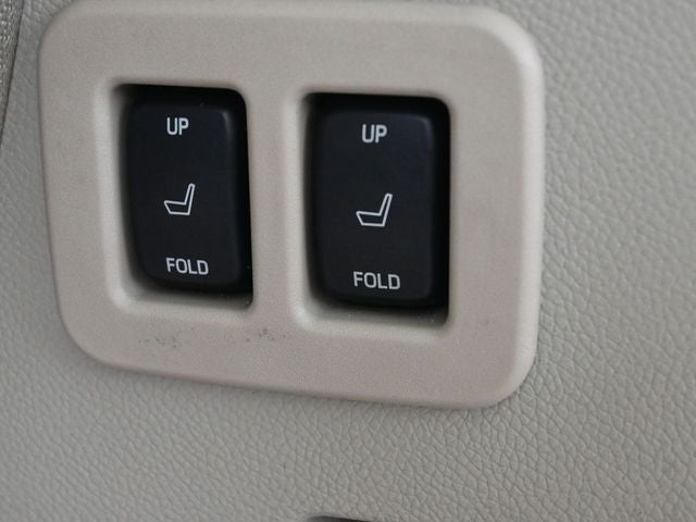 2015 Lincoln Navigator Base