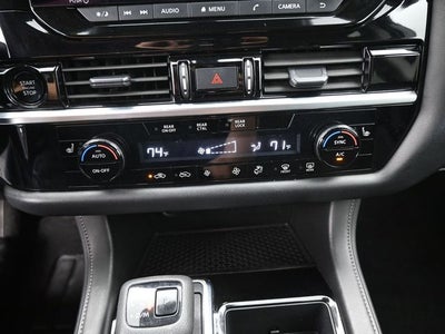 2025 Nissan Pathfinder SV 4WD