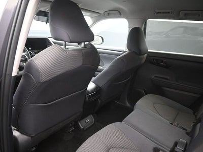 2025 Toyota Highlander LE